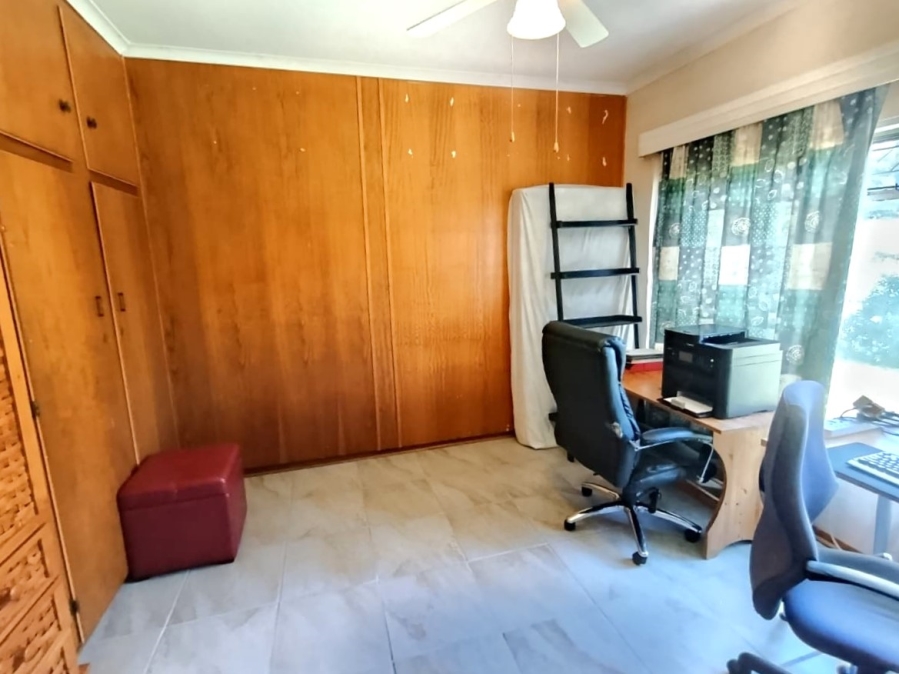 4 Bedroom Property for Sale in Langenhovenpark Free State